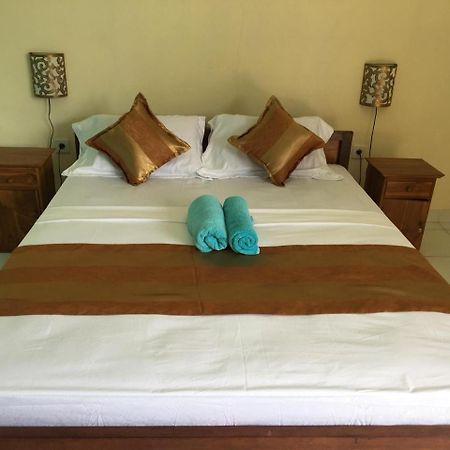 Repag Wayan Canggu Hostel Kuta Lombok Exterior foto